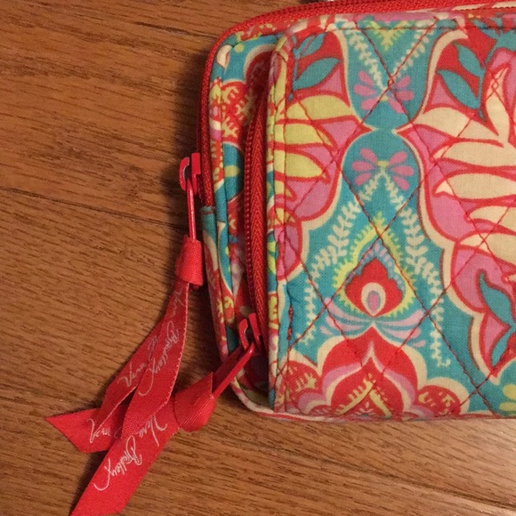Vera Bradley purse - Picture 3 of 10